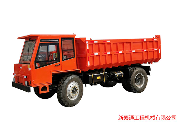 1598058218146383.jpg 25噸礦渣運(yùn)輸車(chē).jpg