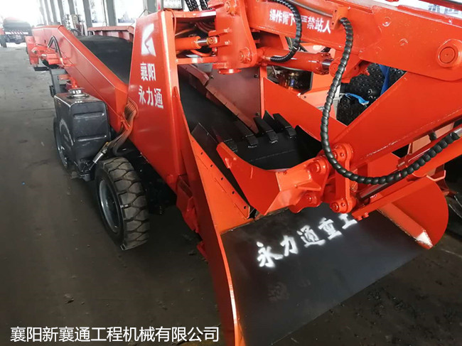 1598580877134635.jpg 輪式皮帶扒渣機(jī)2.jpg