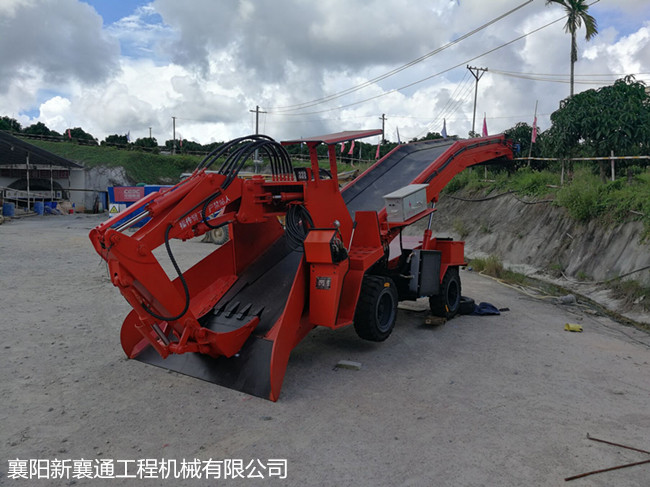 1600133102885714.jpg 小型扒渣機--2.jpg