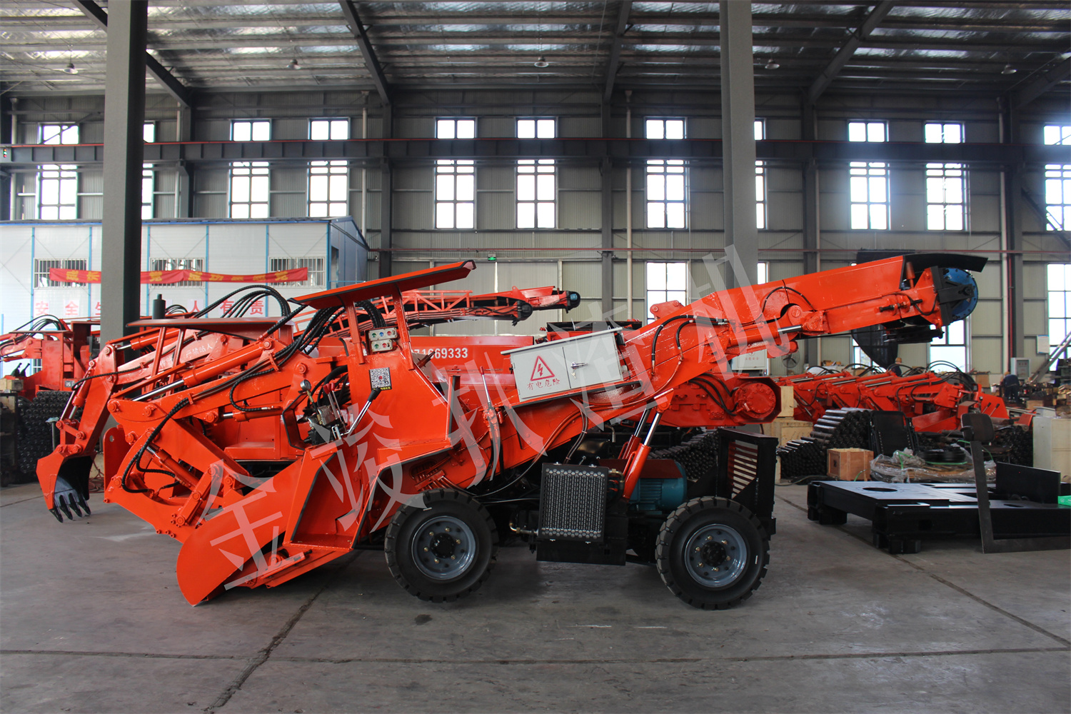 1652860651202821.jpg 5.17輪皮帶錘扒渣機 (8).jpg